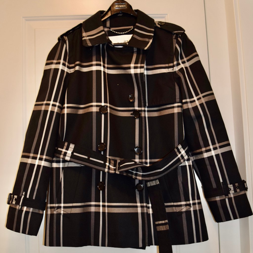 Coach Black/Tan/Grey Plaid Short Trench With Belt M